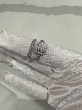 Simple Vera Wang Diamond Halo Engagement Ring with Matching Band 14k White gold